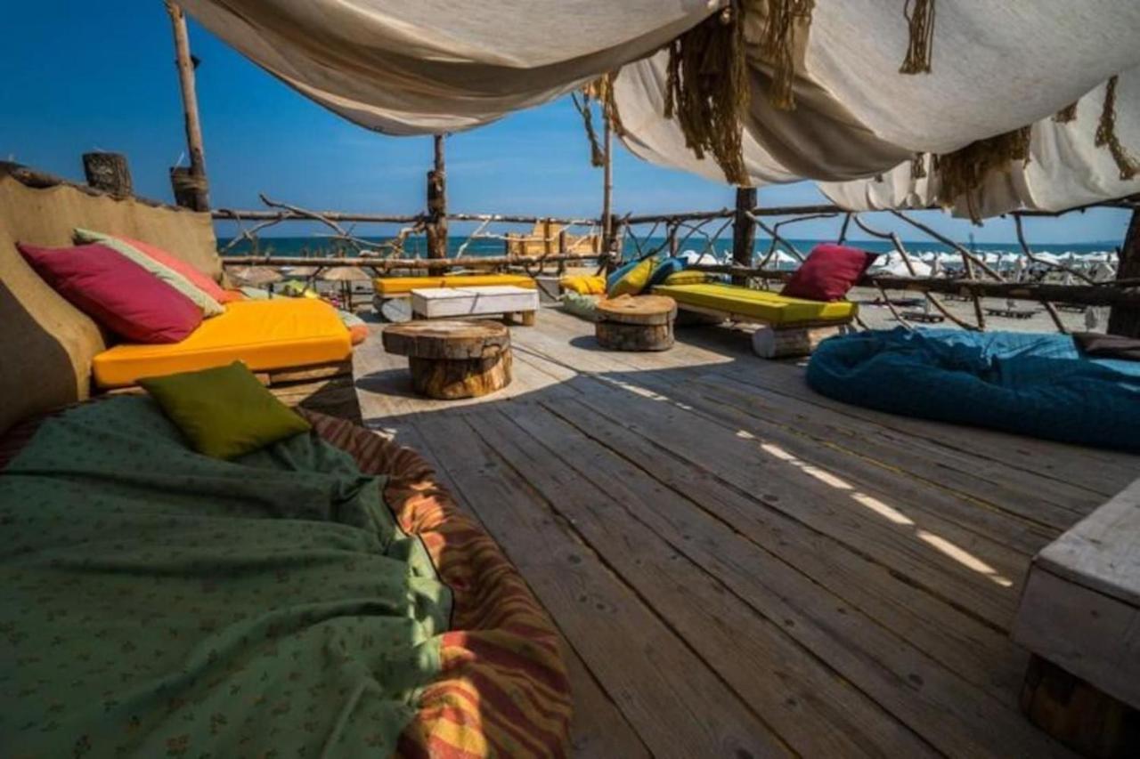 Blue Apartment In Spa N Pool Beach Resort Năvodari 외부 사진