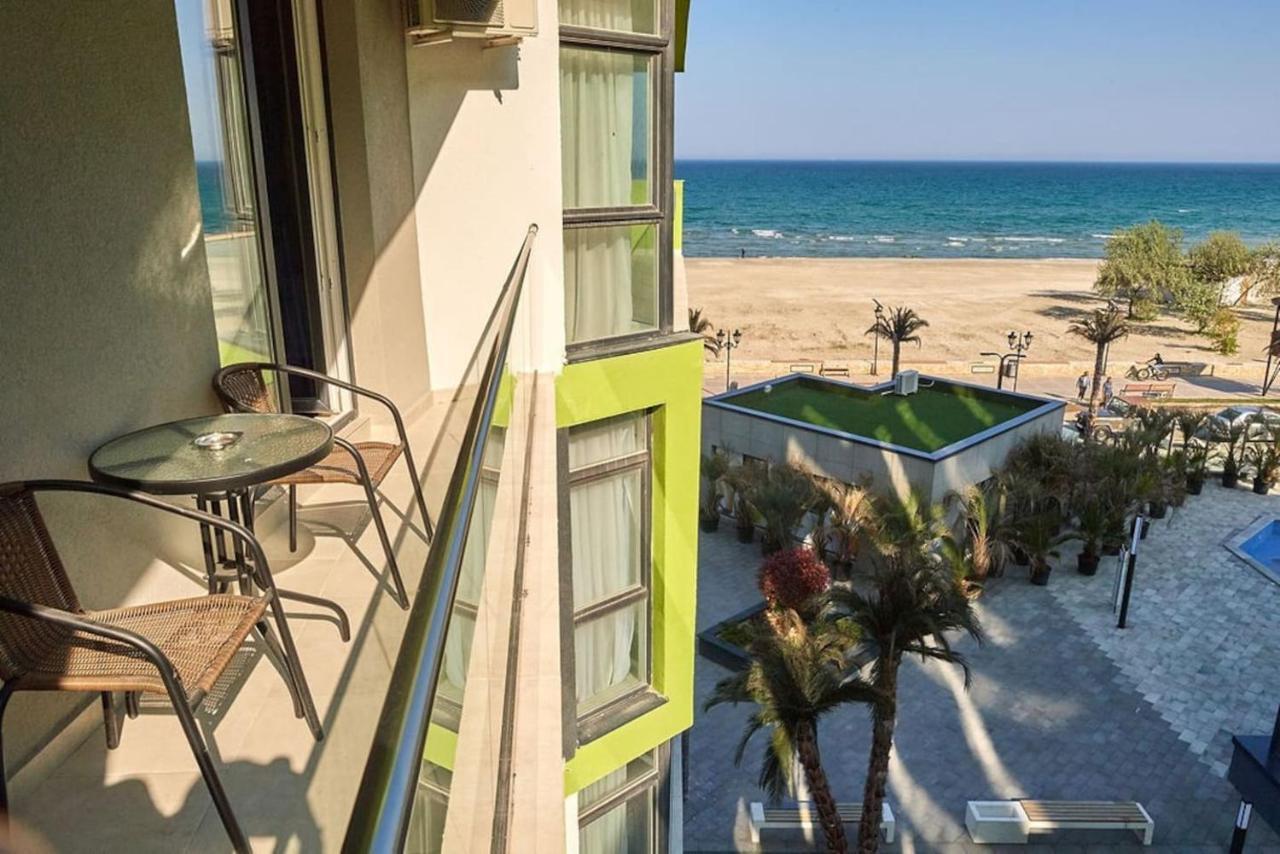Blue Apartment In Spa N Pool Beach Resort Năvodari 외부 사진